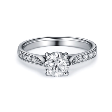 Round Brilliant Cut Solitaire Diamond Ring with Diamond Shoulders in Platinum