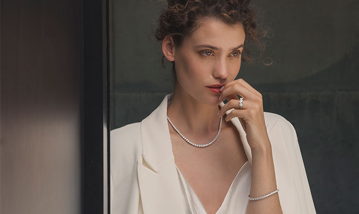 Pairing Your Gemstone Jewellery With Your Summer Wardrobe