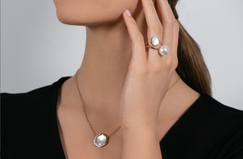 Pearl pendant and ring